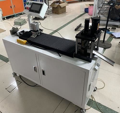 เครื่องกรองอากาศ 220V, 7pa Card Cover Pneumatic Pressing Machine